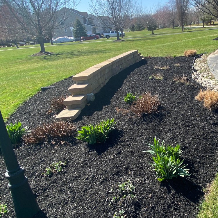 Landscaping and Lawncare in Downington, PA Landscaping and Lawncare in Downington, PA
